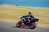 anglesey-no-limits-trackday;anglesey-photographs;anglesey-trackday-photographs;enduro-digital-images;event-digital-images;eventdigitalimages;no-limits-trackdays;peter-wileman-photography;racing-digital-images;trac-mon;trackday-digital-images;trackday-photos;ty-croes